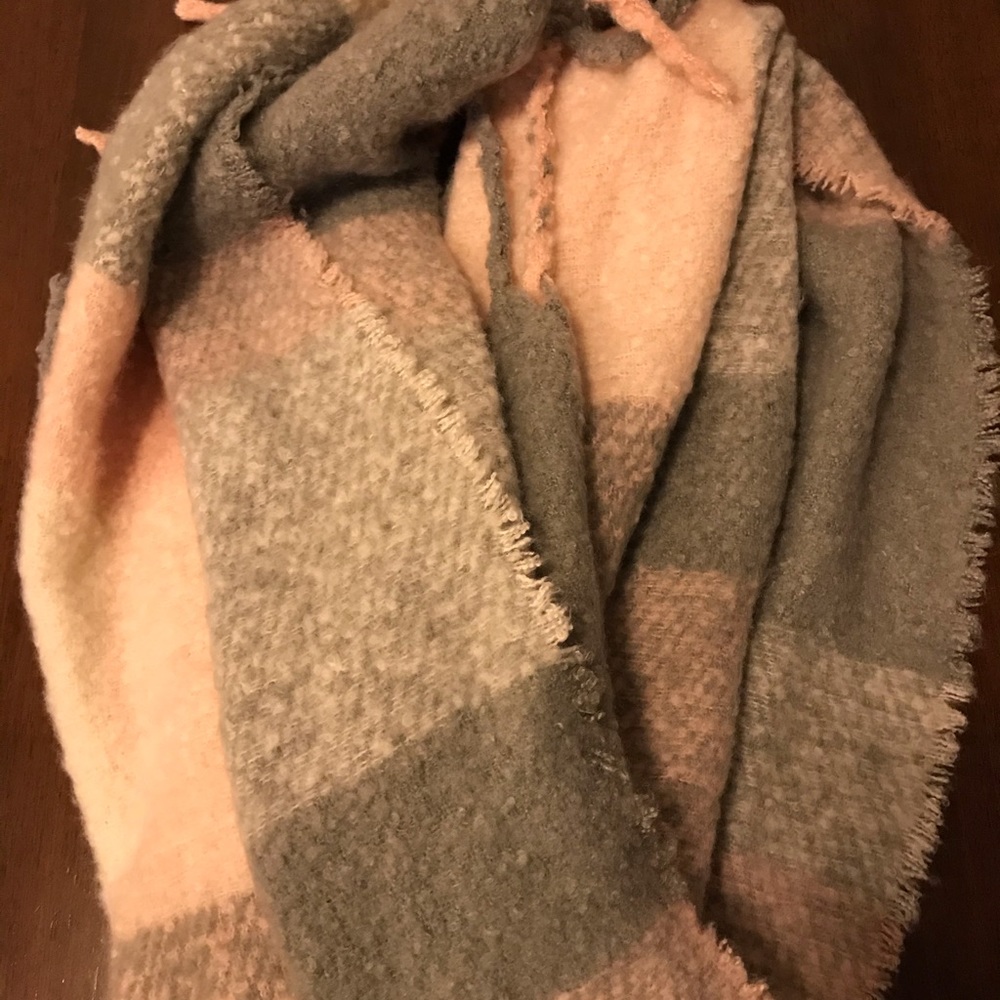Blanket scarf